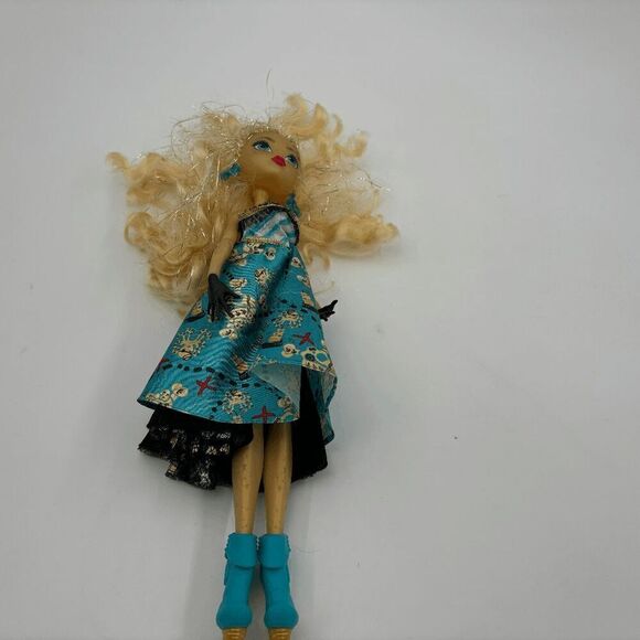 Monster High ShriekWrecked Nautical Ghouls Dayna Treasura Jones 2016 - Picture 1 of 7